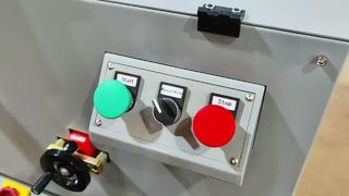 آلة التسطيح والضغط هي عبارة عن آلة متكاملة للتسطيح والحز تستخدم في المواد الصلبة